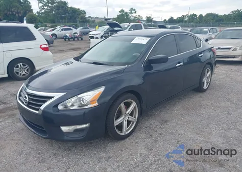 2013 Nissan Altima 2.5 S from USA, damaged, VIN 1N4AL3AP2DC200364